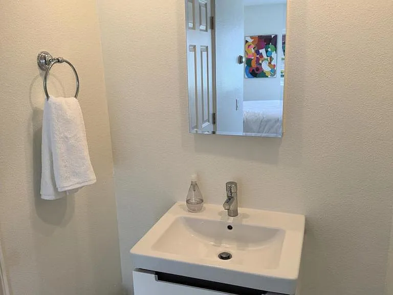 5121 Neptune Sq — Photo 8