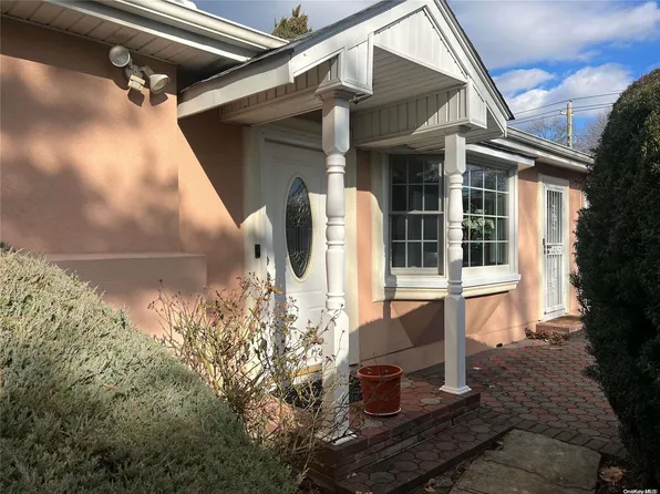 871 Hempstead Boulevard, Uniondale, NY 11553