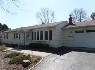 12007 Woodin Rd, Chardon, OH 44024