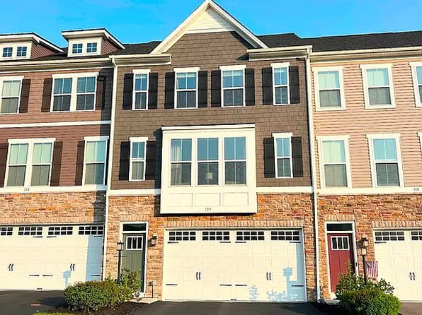 109 Rivulet Pl, Zelienople, PA 16063