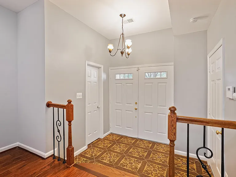 3711 Jenny Lynne Ln — Photo 8