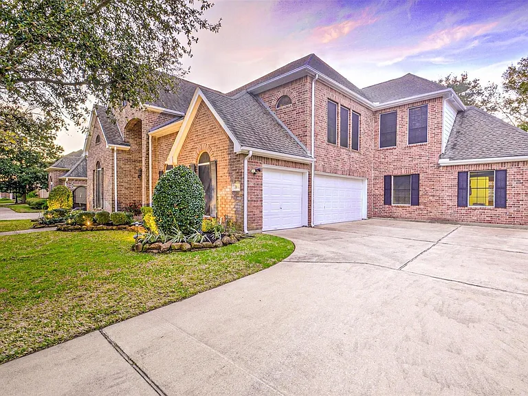 1914 Sand Hollow Ln — Photo 4