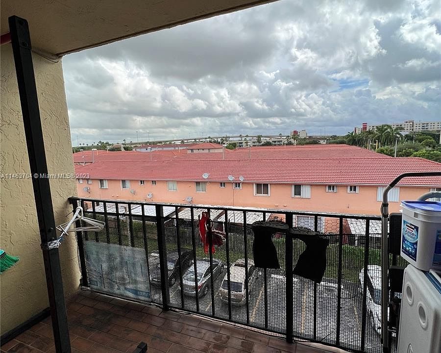8095-nw-8th-st-miami-fl-zillow