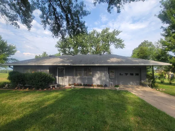 9 Mulberry St, Johnson, NE 68378