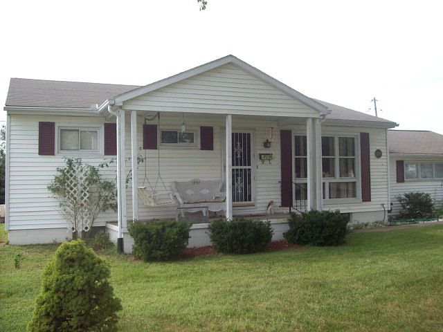 1st image of 255 Cedarwood Dr
