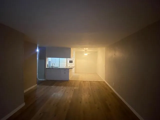 11920 Mayfield Ave #7 — Photo 6