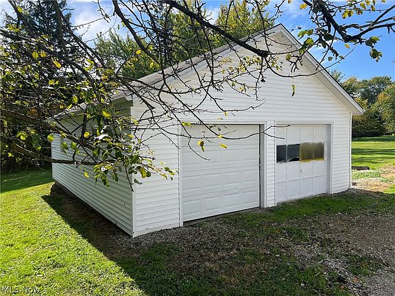 4th image of 8984 Webster Rd