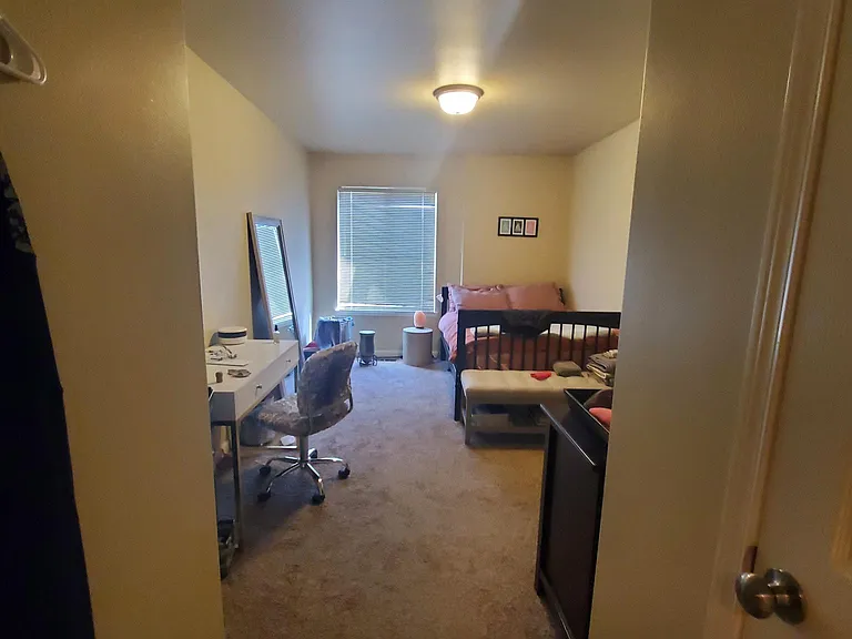 2309 N Water St — Photo 14