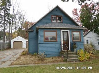 407 Federal Ave, Houghton Lake, MI 48629
