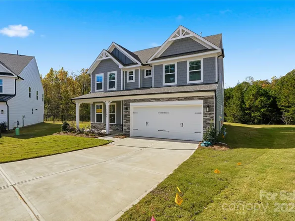 3246 Bozeman Ct, Stanley, NC 28164