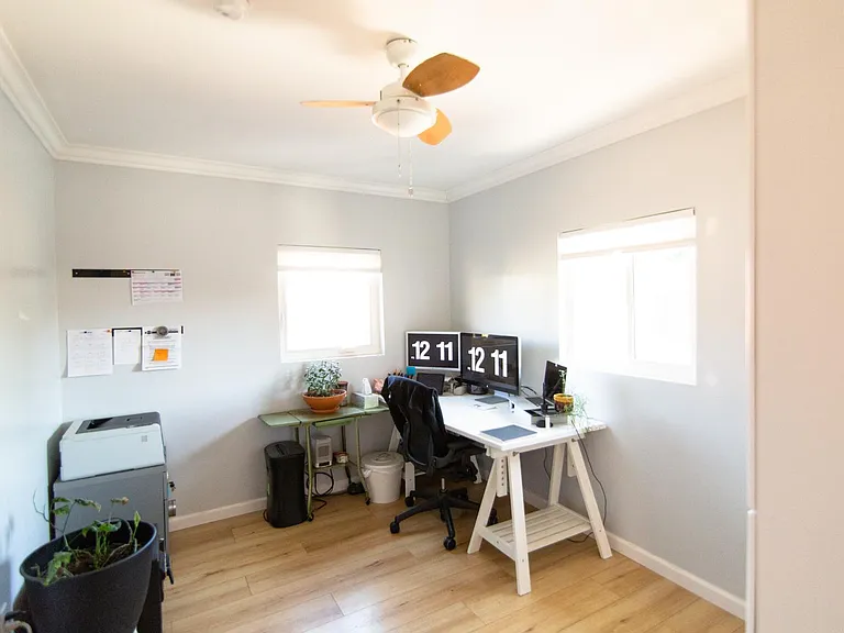 3852 La Salle Ave — Photo 7