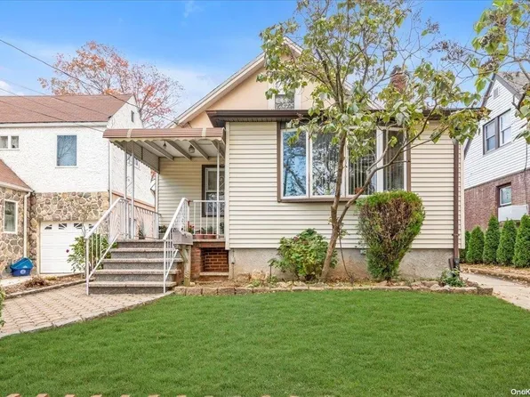 69 Whitney Avenue, Floral Park, NY 11001