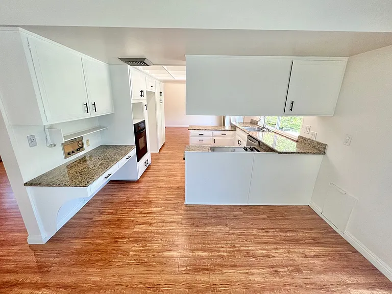 11332 Donovan Rd — Photo 10