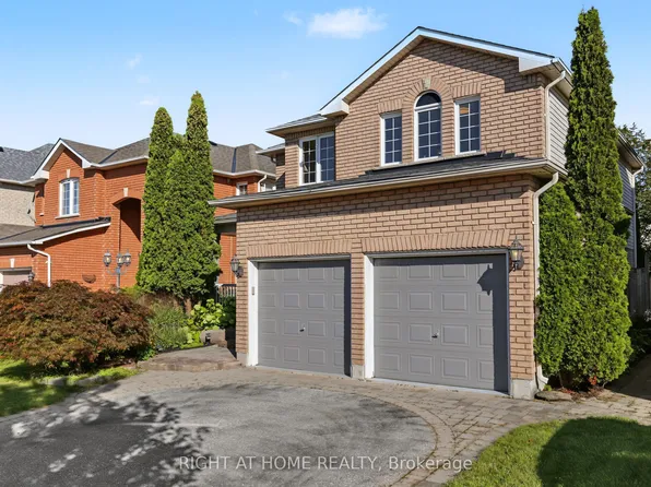 88 Scottsdale Dr, Clarington, ON L1C 5G4