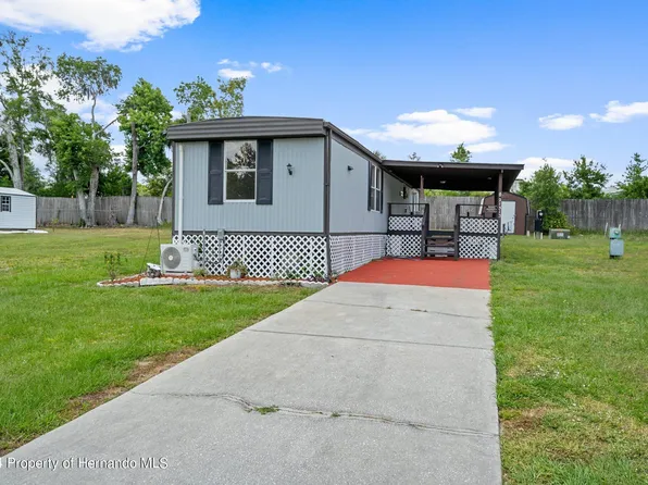 21313 Campbell Dr, Brooksville, FL 34601