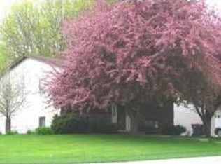 210 Rena Belle St NW, Eyota, MN 55934