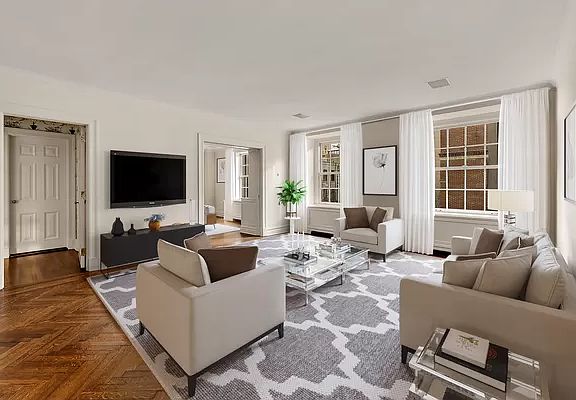 2nd image of 3 E 77th St APT 5C