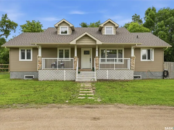 9 Jarvis Street, Qu'Appelle, SK S0G 4A0
