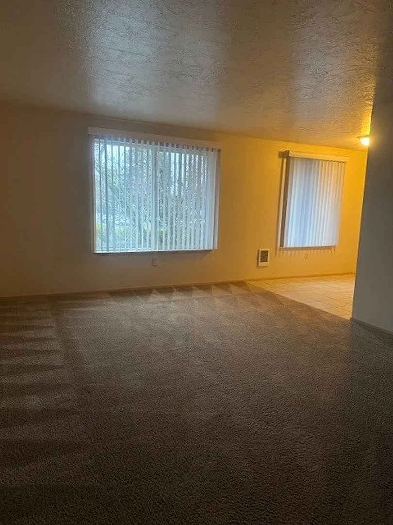 Churchdale Apartments — Photo 4