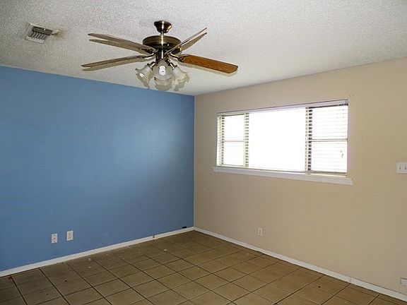 5th image of 1212 Autumn Ave