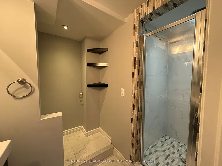 303 Wilson Rd N — Photo 18