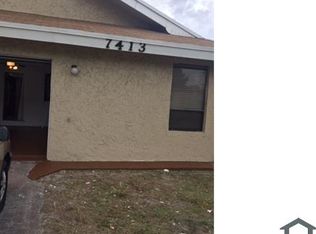 7413 SW 13th St, Pompano Beach, FL 33068