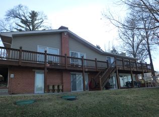 6415 S Lakeshore Dr, Hillsboro, MO 63050