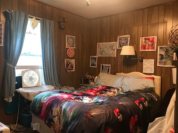 4th image of 38935 N Maple Ave
