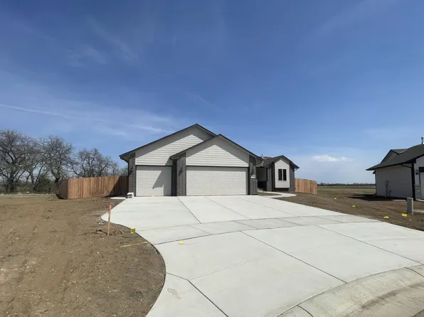 1634 N Wildflower Ct, Andover, KS 67002