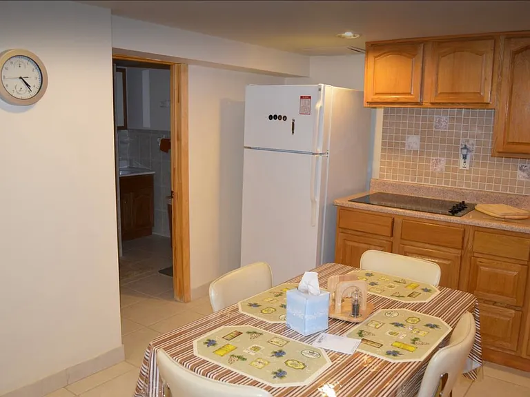 32 Logan Ave #GD — Photo 4