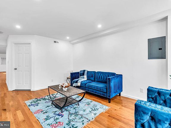 5th image of 307 Jones Ave