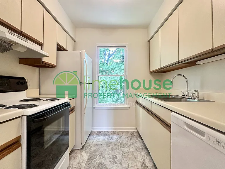 4326 Beasley Ct #1 — Photo 8
