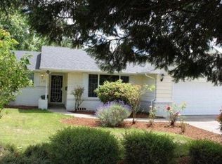 2377 Grovedale Dr, Springfield, OR 97477