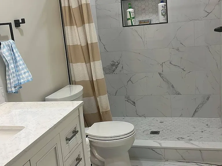 1835 Brandon Hall Dr — Photo 2