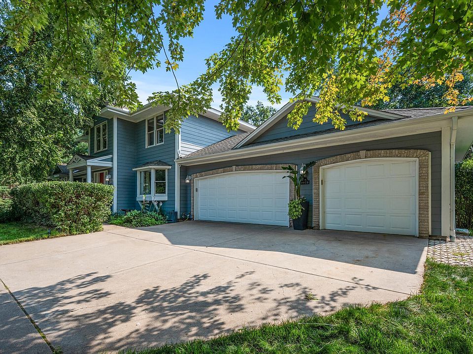 1st image of 2241 Oak Glen Trl