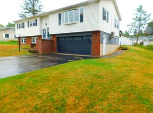 22 Mountainview Drive, Hampden, ME 04444