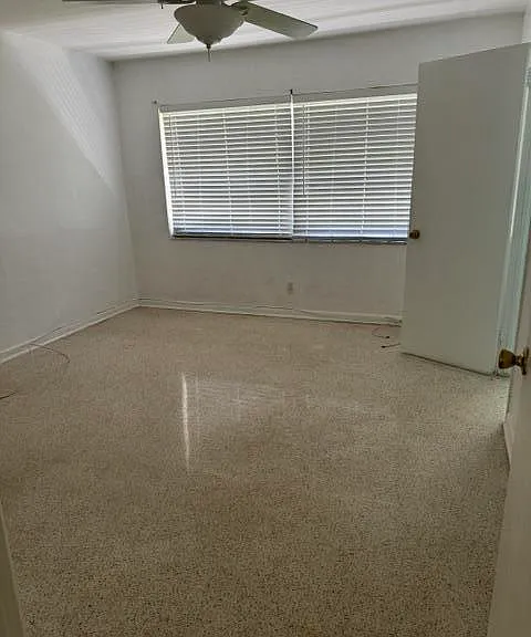 860 NW 65th Ave — Photo 20