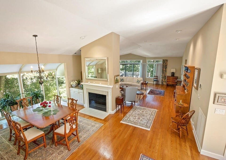 7 Wainwright Rd Winchester, MA, 01890 Apartments for Rent Zillow