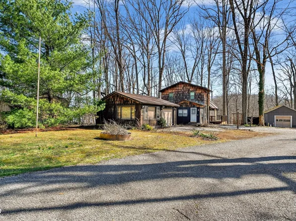 4003 Crouse Ct, Poland, IN 47868