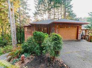 2278 NE Hotspur Ln, Lincoln City, OR