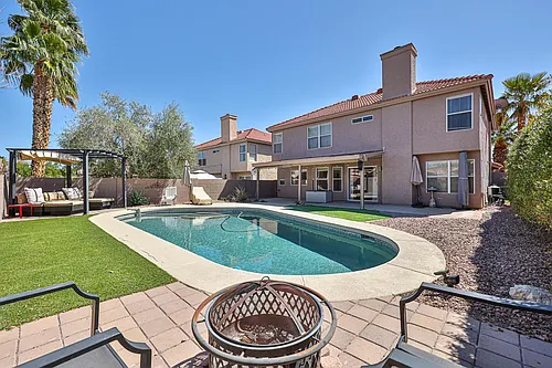 3236 E Hiddenview Dr Photo 1