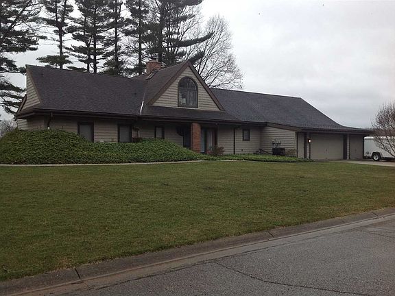 2nd image of 11222 River Oaks Ln W