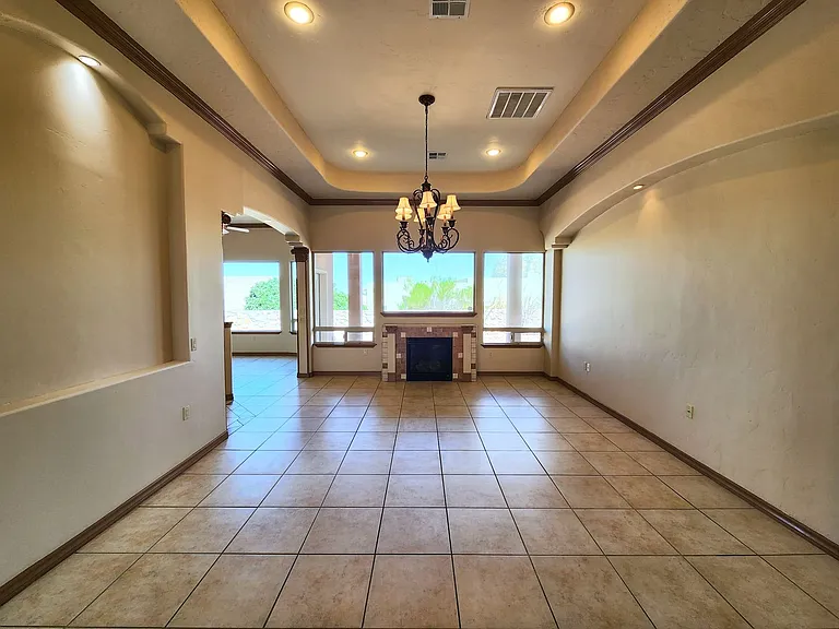 4189 Capistrano Ave — Photo 7