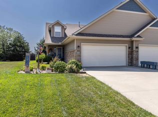 4404 SE Oak Bend Dr, Topeka, KS 66609