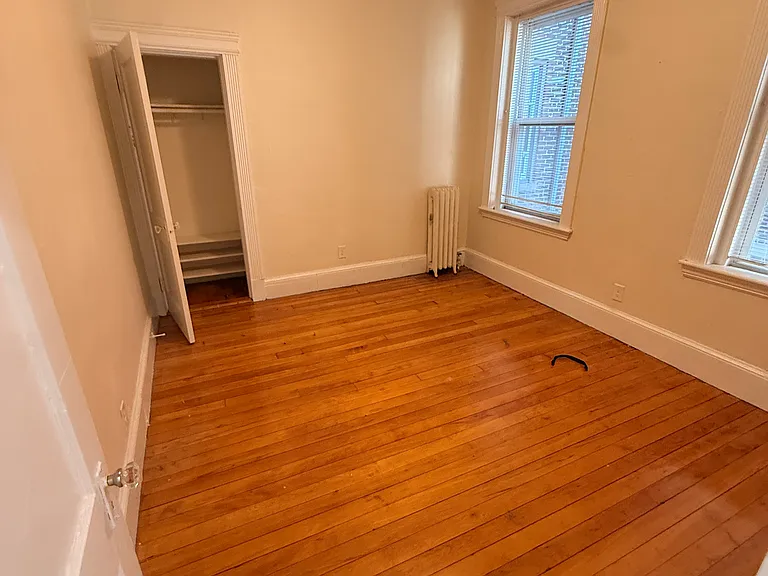 215 Harvard Ave #4A — Photo 6