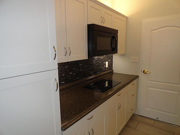 5th image of 2180 Country Club Dr APT 109