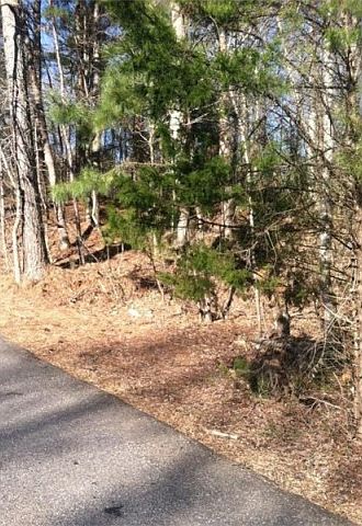 1st image of Lakewood Dr