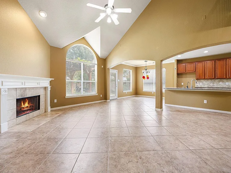 9722 Eagle Peak Ct — Photo 13