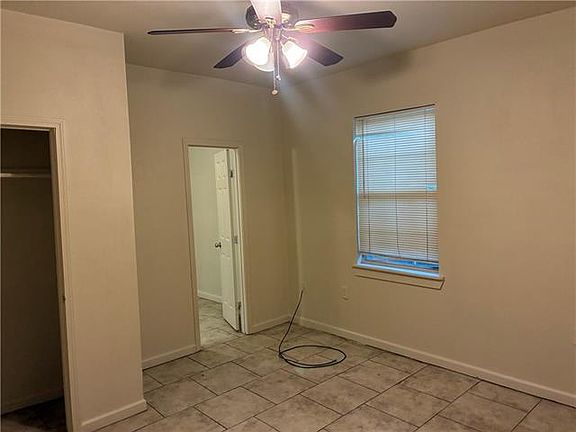 5th image of 2320 Amelia St