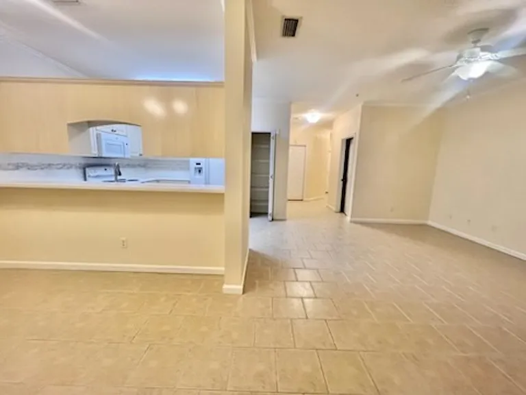 1862 Annabellas Dr — Photo 5